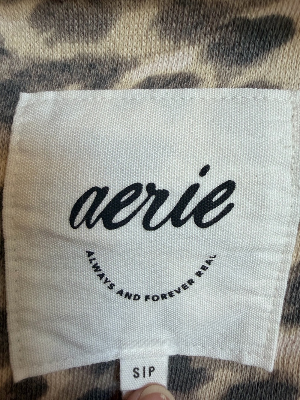 NWT Aerie Go-To Sweatshirt Neutral Leopard Print Oversized Size Small - Picture 11 of 16
